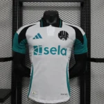 Fanella Newcastle 2025/26 Away pamje përpara