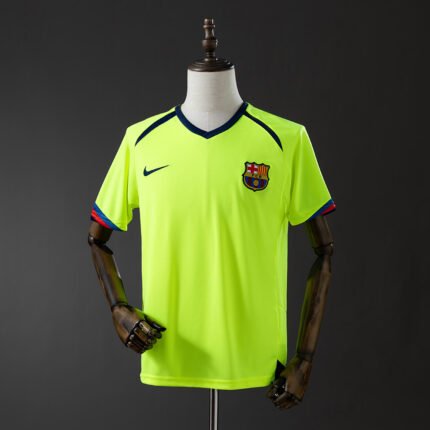 Fanella Retro Barcelona 2005/06 Away pamje përpara