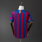 Fanella Retro Barcelona 2005/06 Home pamje mbrapa