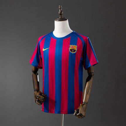 Fanella Retro Barcelona 2005/06 Home pamje përpara